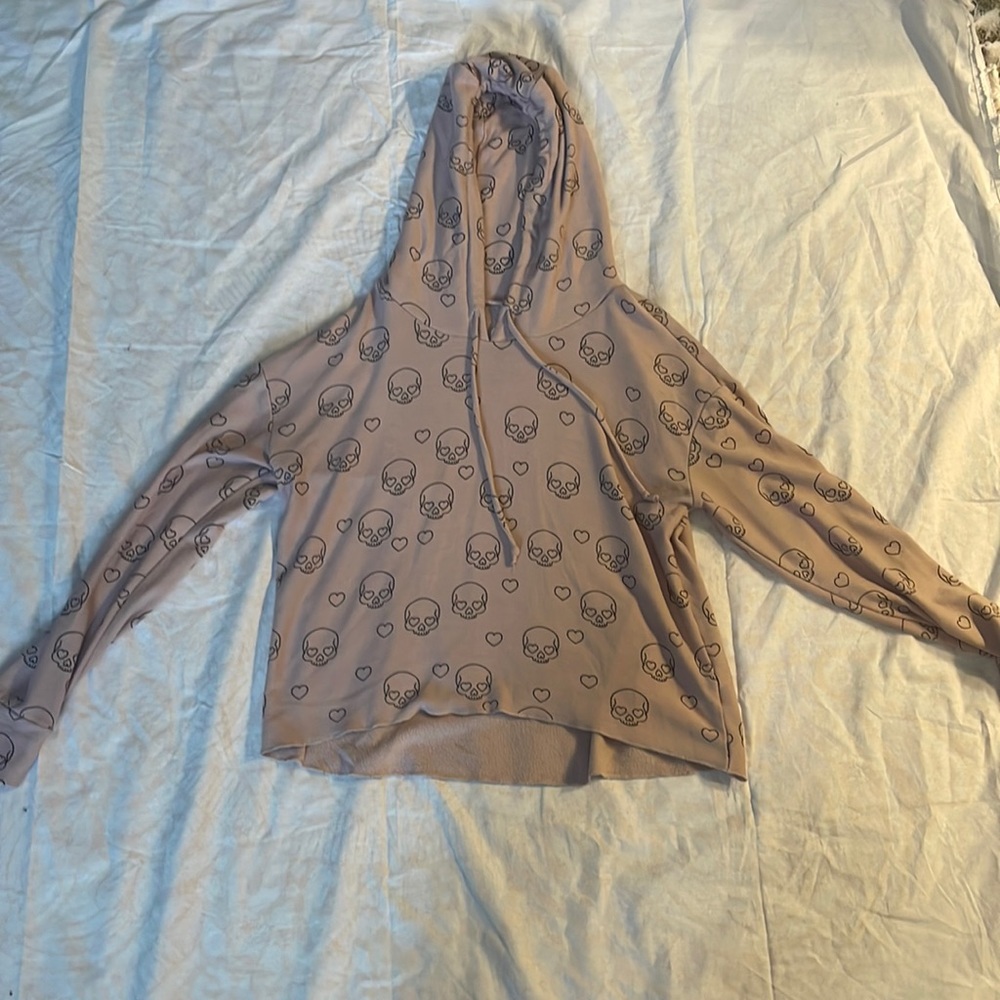 Pink skeleton heart hoodie sweatshirt from CHASOR